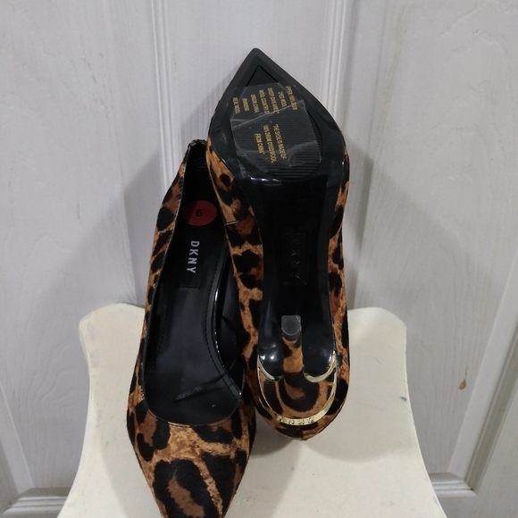 🆕DKNY Lexi Leopard print Heels 👠Sz.6 - Picture 6 of 8